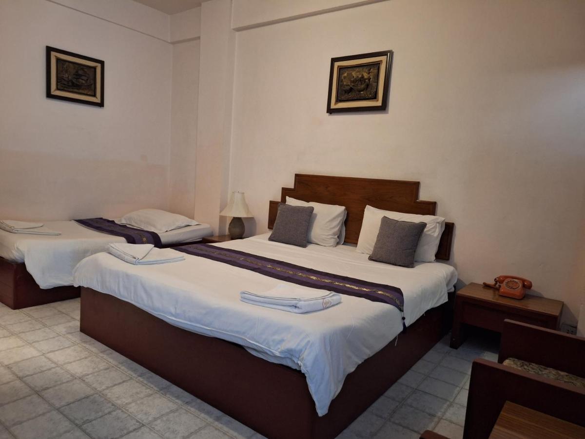 Hotel Romeo Palace Pattaya Bagian luar foto