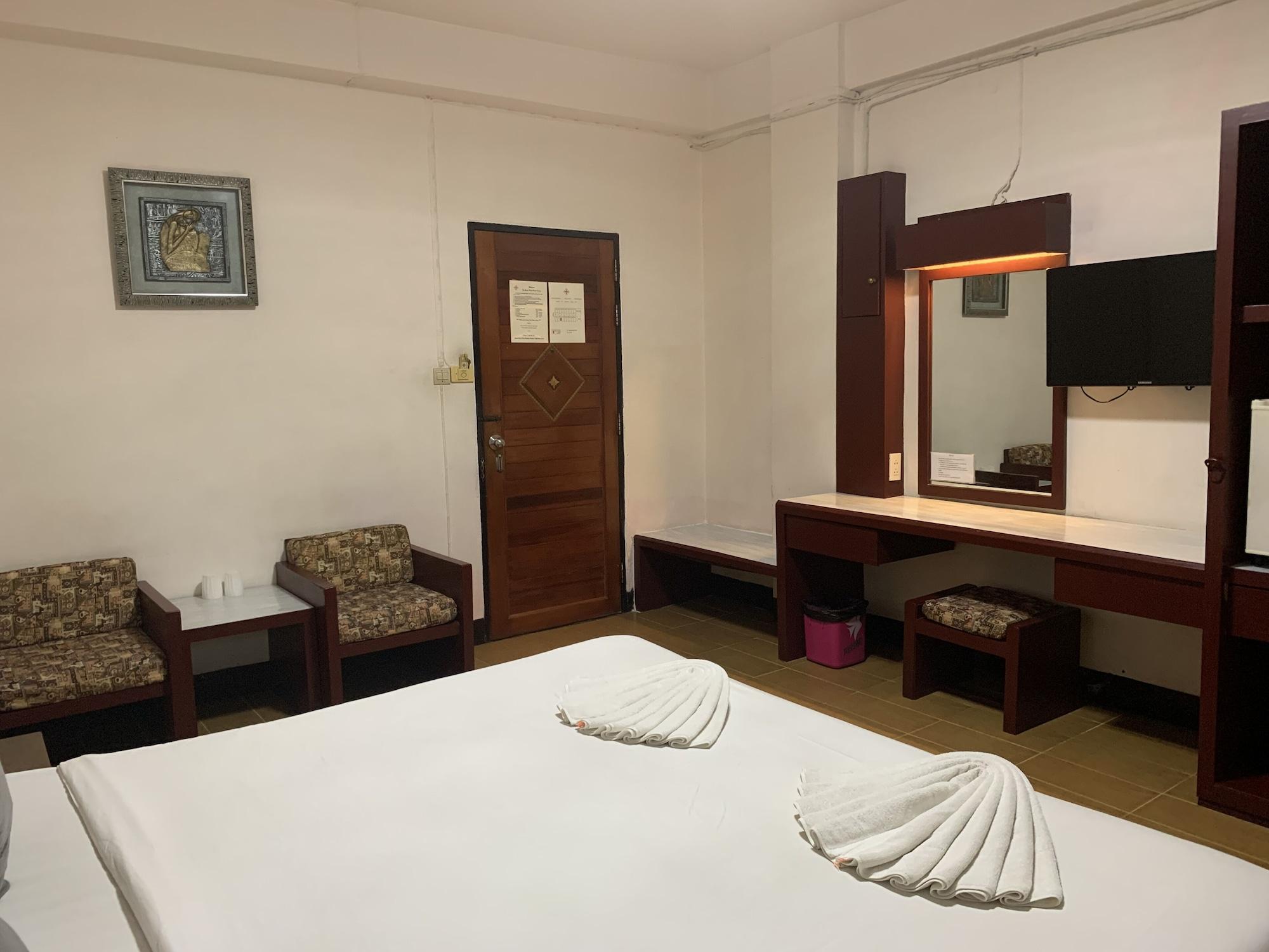Hotel Romeo Palace Pattaya Bagian luar foto