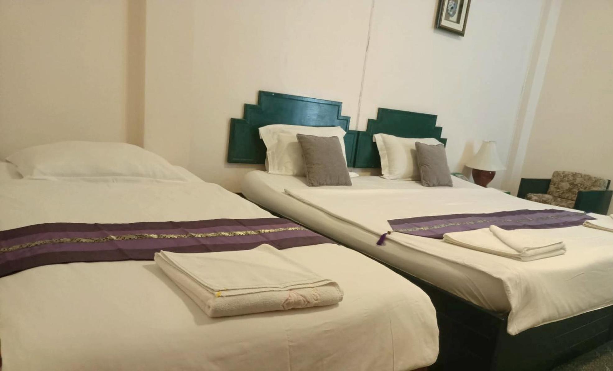 Hotel Romeo Palace Pattaya Bagian luar foto