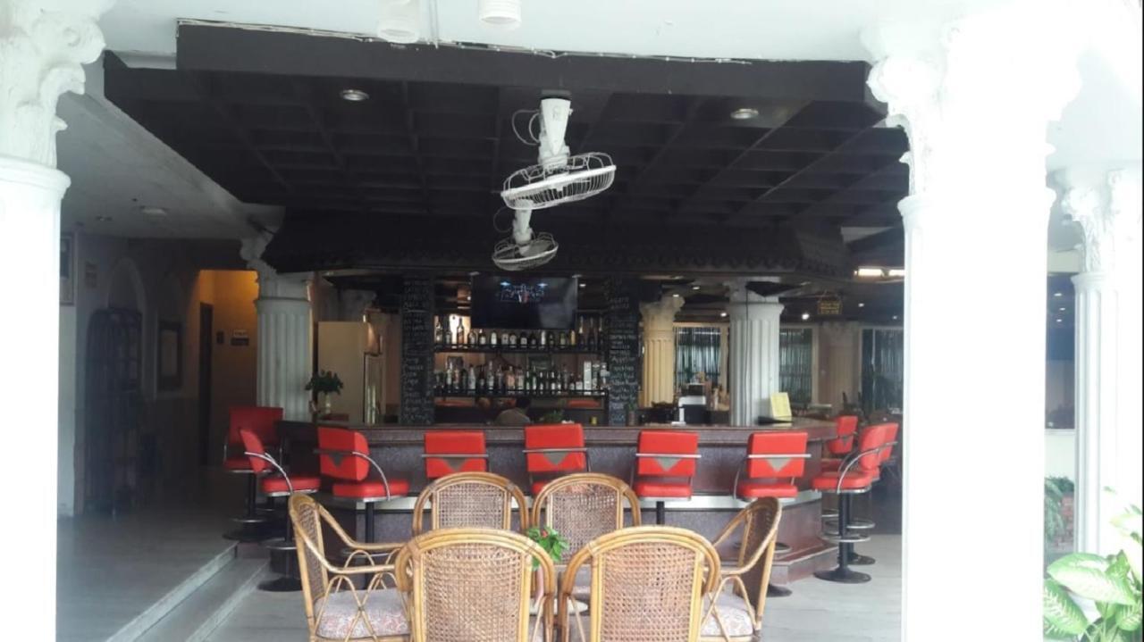 Hotel Romeo Palace Pattaya Bagian luar foto